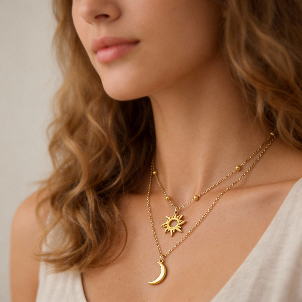 Colar Duplo Eclipse Celestial Sol & Lua